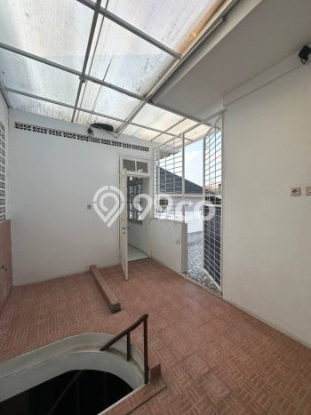 Rumah Elit Modern Tanpa Renovasi di Kota Wisata Bogor Rumah Elit Modern Tanpa Renovasi di Kota Wisata Bogor