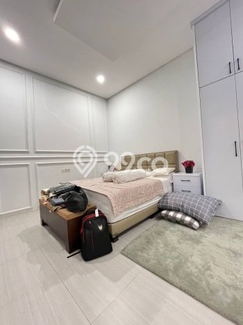 For Sale! Luxury House LT 278m2 Desain Elegan di Kota Wisata For Sale! Luxury House LT 278m2 Desain Elegan di Kota Wisata