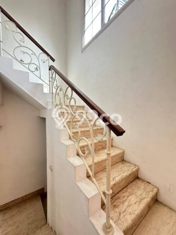 Ready to Use! Premium House LT 297m2 Desain Modern di Legenda Wisata Ready to Use! Premium House LT 297m2 Desain Modern di Legenda Wisata