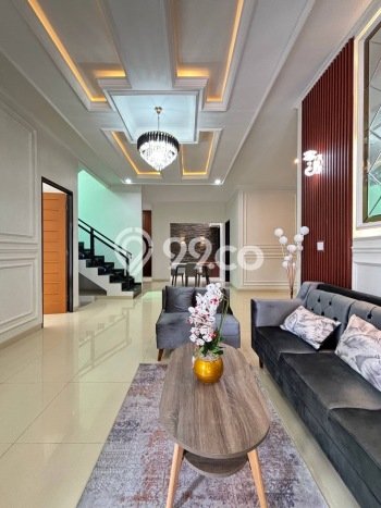 Rumah Mewah LB 300m2 Siap Pakai Desain Elegan di Harjamukti, Depok Rumah Mewah LB 300m2 Siap Pakai Desain Elegan di Harjamukti, Depok