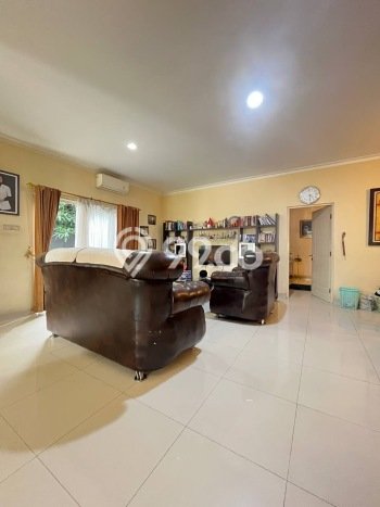 For Sale! Premium House LT 330m2 Desain Modern di Kota Wisata For Sale! Premium House LT 330m2 Desain Modern di Kota Wisata