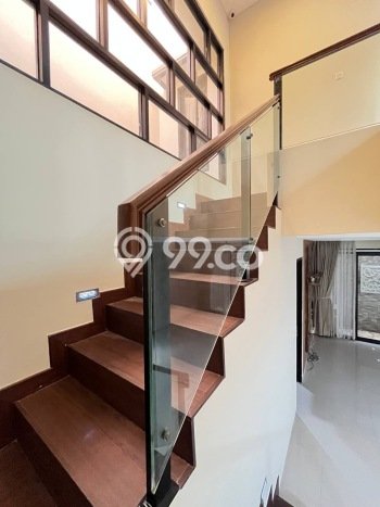 Ready to Use! Luxury House LT 162m2 Desain Modern di Citra Grand Ready to Use! Luxury House LT 162m2 Desain Modern di Citra Grand