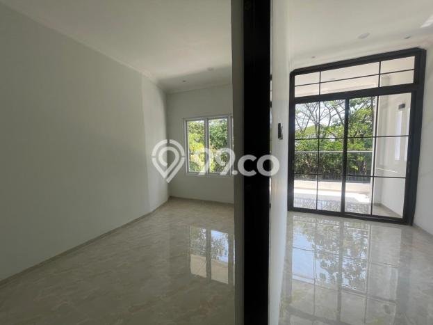 Ready to Use! Premium House LT 215m2 Desain Modern di Kota Wisata Ready to Use! Premium House LT 215m2 Desain Modern di Kota Wisata