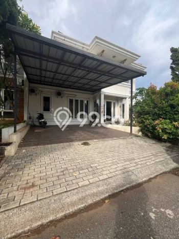 Ready to Use! Luxury House LT 286m2 Desain Elegan di Kota Wisata Ready to Use! Luxury House LT 286m2 Desain Elegan di Kota Wisata