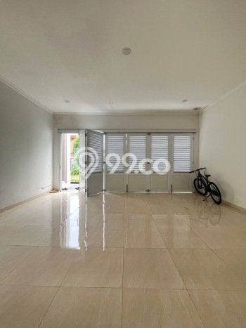 Jual Rumah Mewah Elegan Dengan View Cantik di Kota Wisata, Bogor Jual Rumah Mewah Elegan Dengan View Cantik di Kota Wisata, Bogor