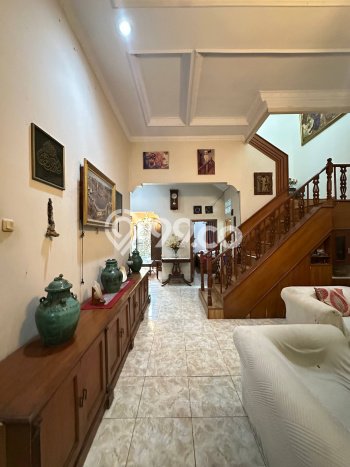Hunian Elit LB 300m2 Siap Huni Desain Elegan di Limusnunggal, Bogor Hunian Elit LB 300m2 Siap Huni Desain Elegan di Limusnunggal, Bogor