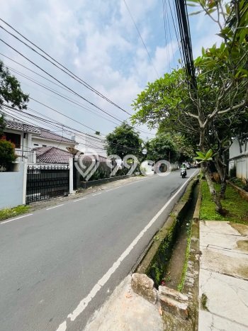 Ready to Use! Premium House LT 300m2 Desain Elegan di Lebak Bulus Ready to Use! Premium House LT 300m2 Desain Elegan di Lebak Bulus