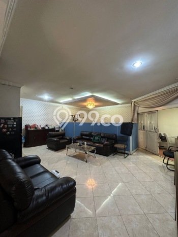 Hunian Mewah LB 305m2 Siap Pakai Desain Elegan di Raffles Hills, Jakarta Timur Hunian Mewah LB 305m2 Siap Pakai Desain Elegan di Raffles Hills, Jakarta Timur