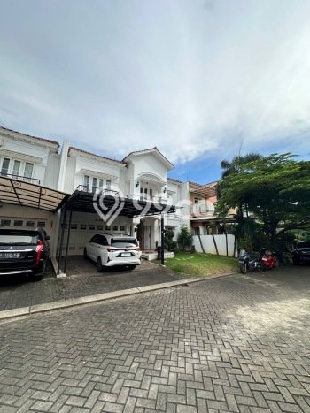 Hunian Mewah LB 305m2 Siap Pakai Desain Elegan di Raffles Hills, Jakarta Timur Hunian Mewah LB 305m2 Siap Pakai Desain Elegan di Raffles Hills, Jakarta Timur