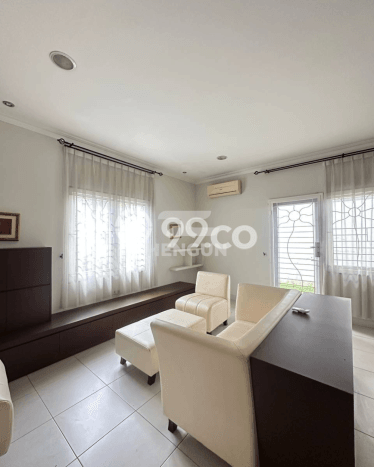 For Sale! Luxury House LT 240m2 Desain Elegan di Kota Wisata For Sale! Luxury House LT 240m2 Desain Elegan di Kota Wisata