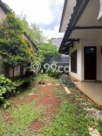 Dijual Rumah Premium dengan Fasilitas Sekitar Komplit di Beji, Depok Dijual Rumah Premium dengan Fasilitas Sekitar Komplit di Beji, Depok