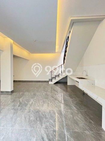 For Sale! Premium House LT 200m2 Desain Modern di Kota Wisata For Sale! Premium House LT 200m2 Desain Modern di Kota Wisata