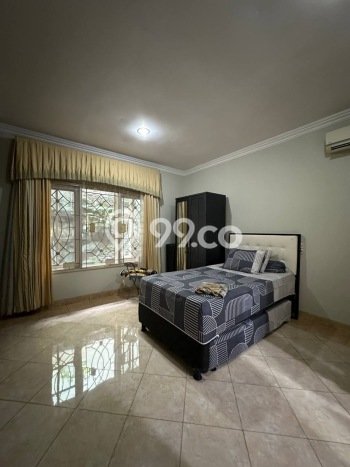 Hunian Mewah LB 305m2 Siap Pakai Desain Elegan di Raffles Hills, Jakarta Timur Hunian Mewah LB 305m2 Siap Pakai Desain Elegan di Raffles Hills, Jakarta Timur