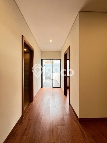 Rumah Elit Modern Tanpa Renovasi di Legenda Wisata Bogor Rumah Elit Modern Tanpa Renovasi di Legenda Wisata Bogor