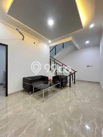 Rumah Luas Asri 4 KT Siap Huni di Harjamukti Depok Rumah Luas Asri 4 KT Siap Huni di Harjamukti Depok