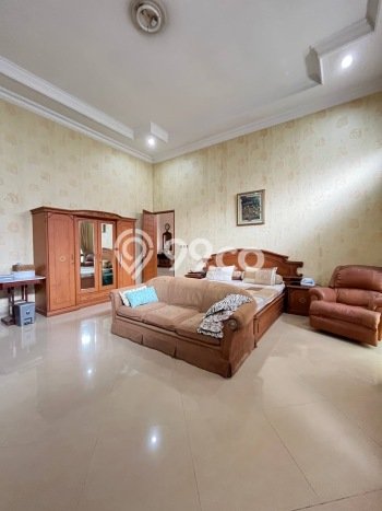 For Sale! Premium House LT 1650m2 Desain Elegan di Jatikarya For Sale! Premium House LT 1650m2 Desain Elegan di Jatikarya
