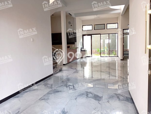 Dijual Rumah Mewah Elegan Dengan View Eksklusif di Araya, Malang Dijual Rumah Mewah Elegan Dengan View Eksklusif di Araya, Malang