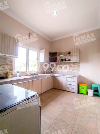 Disewakan! Rumah 6 Kamar Tidur &
10 Kamar Mandi di Villa Puncak Tidar, Malang Disewakan! Rumah 6 Kamar Tidur &
10 Kamar Mandi di Villa Puncak Tidar, Malang