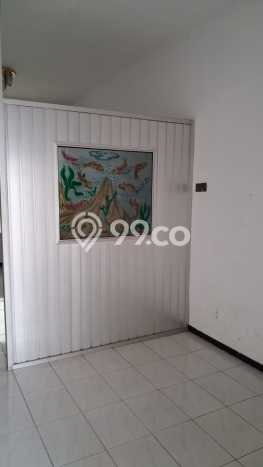 Lokasi terbaik! Rumah siap pakai disewakan di Klojen LB 300m2 Lokasi terbaik! Rumah siap pakai disewakan di Klojen LB 300m2