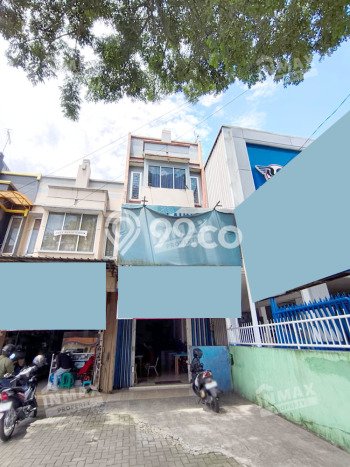 Unit Ruko Dijual di Blimbing Malang 300m2 Unit Ruko Dijual di Blimbing Malang 300m2