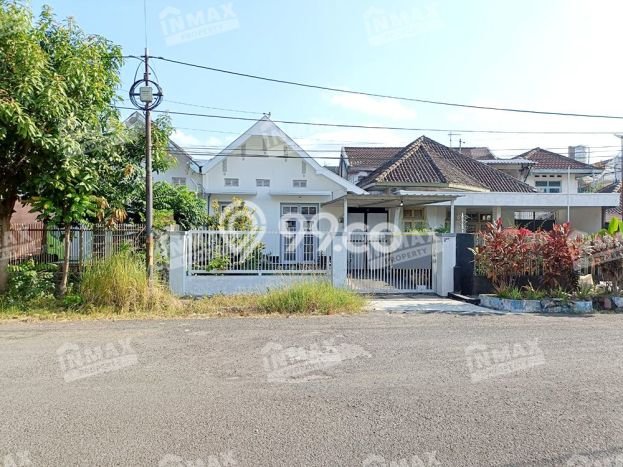 Rumah Minimalis 3 KT LT 191m2 di Pulau-pulau Rumah Minimalis 3 KT LT 191m2 di Pulau-pulau