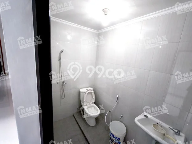 Rumah di , Dekat Pusat Kota, 3 KM, LT 101m2m² LB 80m2m² Rumah di , Dekat Pusat Kota, 3 KM, LT 101m2m² LB 80m2m²