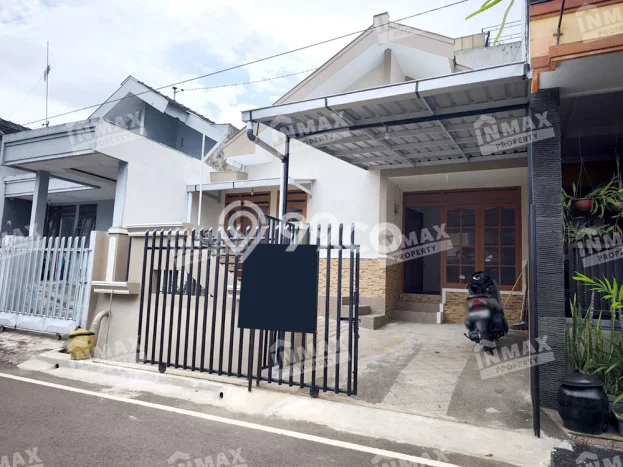 Rumah di , Dekat Pusat Kota, 3 KM, LT 101m2m² LB 80m2m² Rumah di , Dekat Pusat Kota, 3 KM, LT 101m2m² LB 80m2m²