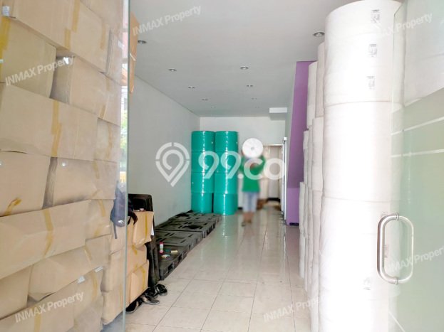 Unit Ruko Dijual di Malang LT 66m2 & LB 100m2 Unit Ruko Dijual di Malang LT 66m2 & LB 100m2