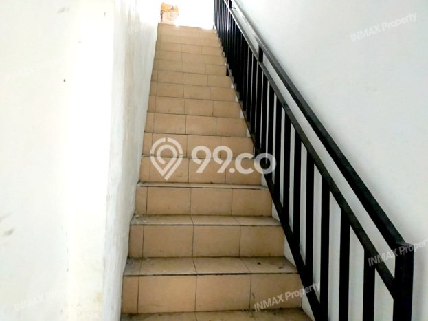 Unit Ruko Dijual di Malang LT 66m2 & LB 100m2 Unit Ruko Dijual di Malang LT 66m2 & LB 100m2