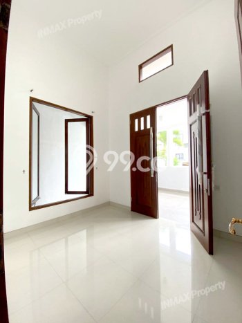 Rumah Elit Modern Siap Huni di Araya Malang Rumah Elit Modern Siap Huni di Araya Malang