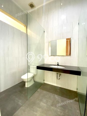 Rumah Elit Modern Siap Huni di Araya Malang Rumah Elit Modern Siap Huni di Araya Malang
