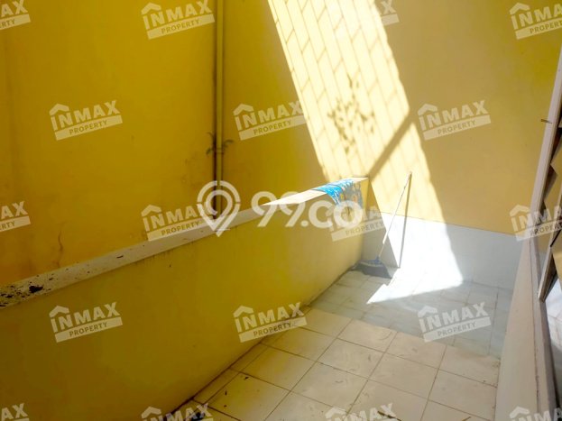 Ruko Disewa di Malang dengan LB 390m2 Area Komersial Ramai Ruko Disewa di Malang dengan LB 390m2 Area Komersial Ramai