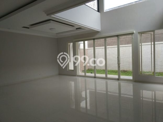 Rumah Elit Modern Tanpa Renovasi di Araya Malang Rumah Elit Modern Tanpa Renovasi di Araya Malang