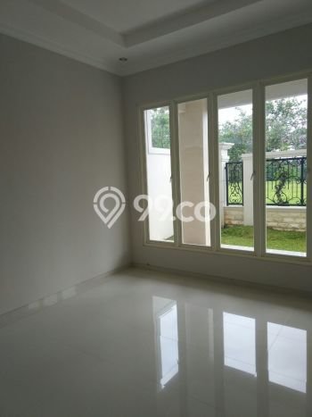 Rumah Elit Modern Tanpa Renovasi di Araya Malang Rumah Elit Modern Tanpa Renovasi di Araya Malang