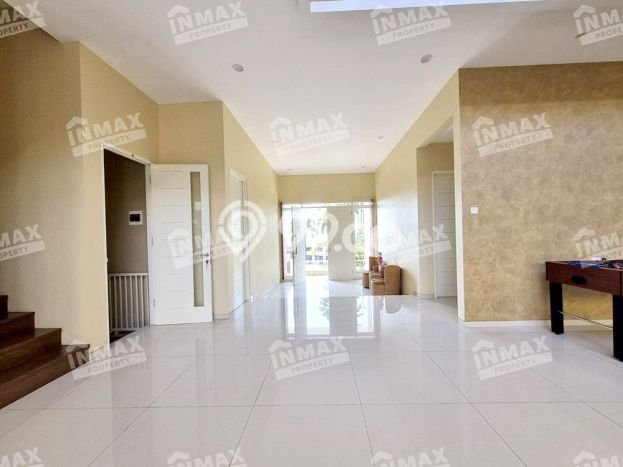 Ready to Use! Premium House LT 415m2 Desain Elegan di Villa Puncak Tidar Ready to Use! Premium House LT 415m2 Desain Elegan di Villa Puncak Tidar