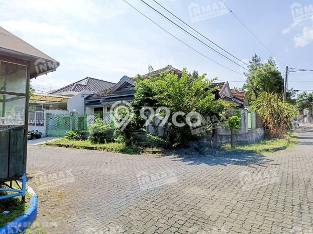 For Sale! Luxury House LT 447m2 Desain Modern di Araya For Sale! Luxury House LT 447m2 Desain Modern di Araya
