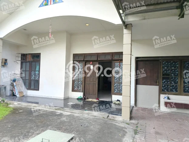 Jual Rumah Luas Elegan Dengan View Eksklusif di Darmo Permai, Surabaya Jual Rumah Luas Elegan Dengan View Eksklusif di Darmo Permai, Surabaya