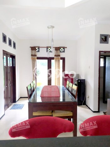 Vila Kawasan , Dimensi 722m2m², Ideal untuk hunian Anda Vila Kawasan , Dimensi 722m2m², Ideal untuk hunian Anda