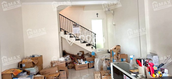 Ruko Dijual di Malang LT 51m2 & LB 100m2 Lokasi Terbaik! Ruko Dijual di Malang LT 51m2 & LB 100m2 Lokasi Terbaik!