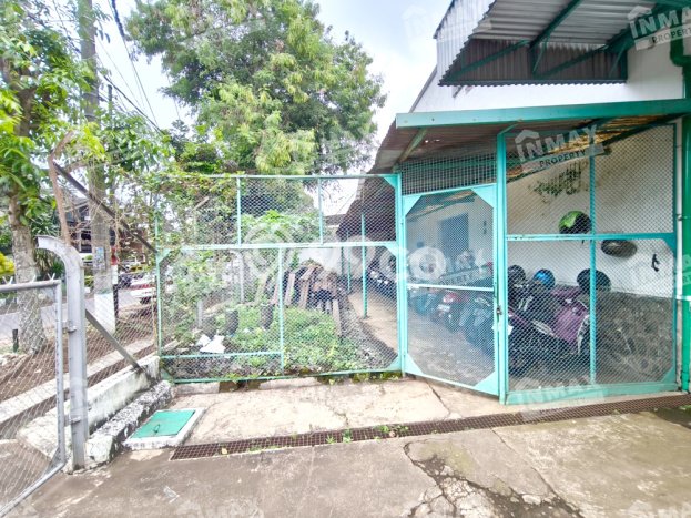 Area Ramai! Gudang Dijual di Blimbing untuk Bisnis Luas Bangunan 1000m2 Area Ramai! Gudang Dijual di Blimbing untuk Bisnis Luas Bangunan 1000m2