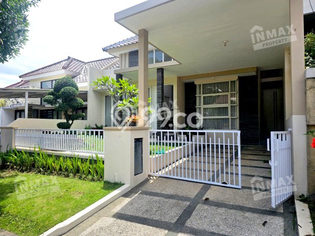 Sewa Rumah Harga Terjangkau di Villa Puncak Tidar Malang Punya 3 Kamar Tidur Sewa Rumah Harga Terjangkau di Villa Puncak Tidar Malang Punya 3 Kamar Tidur