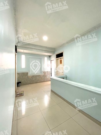 Rumah Modern 8 Kamar LT 314m2 di Araya Rumah Modern 8 Kamar LT 314m2 di Araya