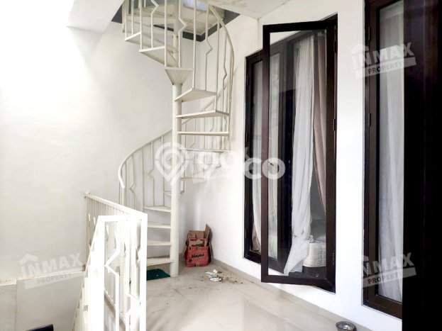 Lokasi terbaik! Rumah siap huni disewakan di Lowokwaru LB 200m2 Lokasi terbaik! Rumah siap huni disewakan di Lowokwaru LB 200m2