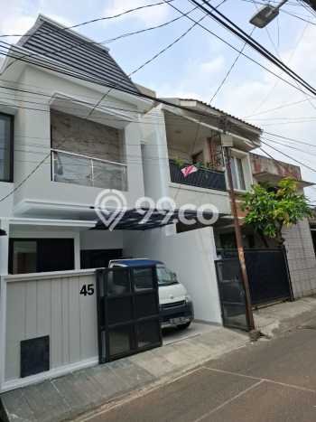For Sale Rumah Elit Exclusive di Mampang Prapatan, Jakarta Selatan For Sale Rumah Elit Exclusive di Mampang Prapatan, Jakarta Selatan