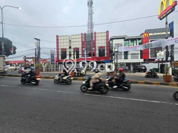 Dijual Kantor di Ciputat Tangerang Selatan LT 447m2 / LB 741m2 Dijual Kantor di Ciputat Tangerang Selatan LT 447m2 / LB 741m2