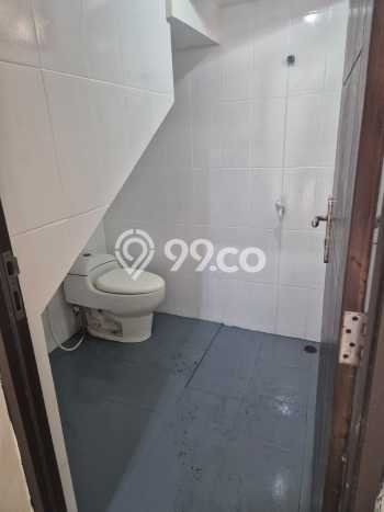 Rumah Strategis Minimalis Lb 120m2 di Jagakarsa, Jakarta Selatan Rumah Strategis Minimalis Lb 120m2 di Jagakarsa, Jakarta Selatan