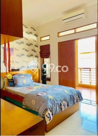 Rumah Elit Modern Tanpa Renovasi di Pejaten Jakarta Selatan Rumah Elit Modern Tanpa Renovasi di Pejaten Jakarta Selatan
