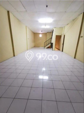 AREA PREMIUM! Ruko di Beji, Luas 300m², Pusat Bisnis AREA PREMIUM! Ruko di Beji, Luas 300m², Pusat Bisnis