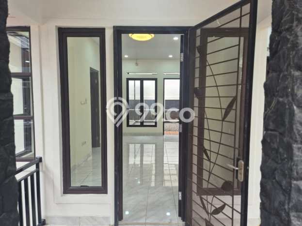 Rumah Strategis Minimalis Lb 120m2 di Jagakarsa, Jakarta Selatan Rumah Strategis Minimalis Lb 120m2 di Jagakarsa, Jakarta Selatan