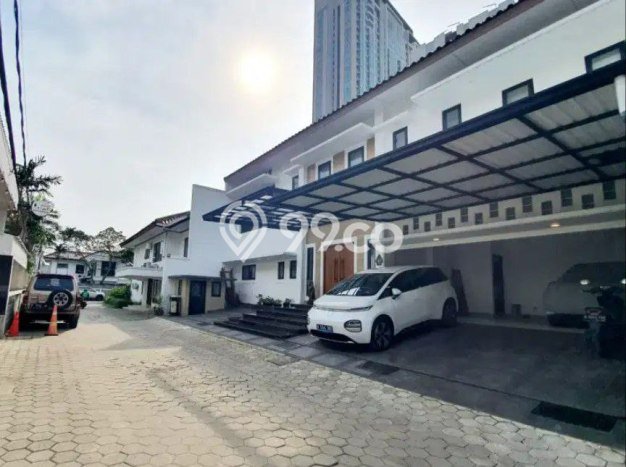 Rumah Luxury Modern Tanpa Renovasi di Kemang Jakarta Selatan Rumah Luxury Modern Tanpa Renovasi di Kemang Jakarta Selatan